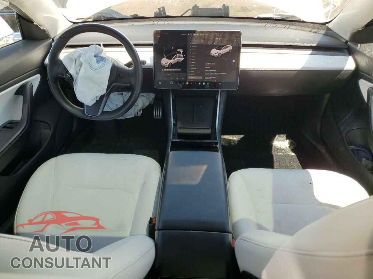 TESLA MODEL 3 2019 - 5YJ3E1EB5KF422137