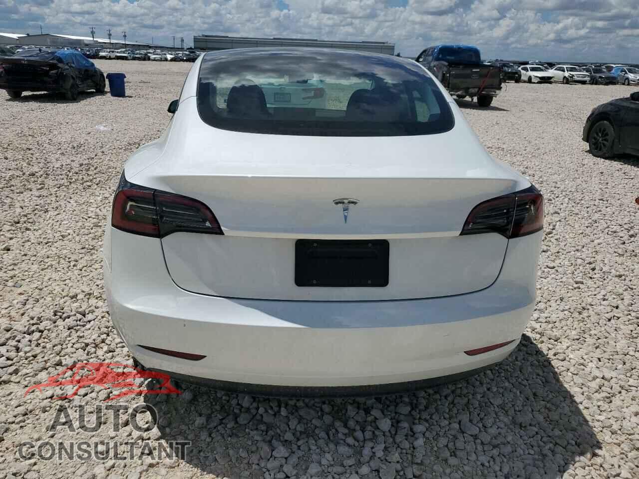TESLA MODEL 3 2023 - 5YJ3E1EA0PF701915