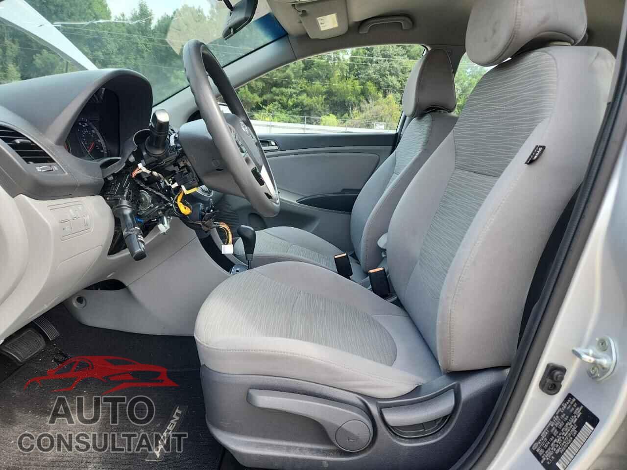 HYUNDAI ACCENT 2015 - KMHCT4AE5FU936862