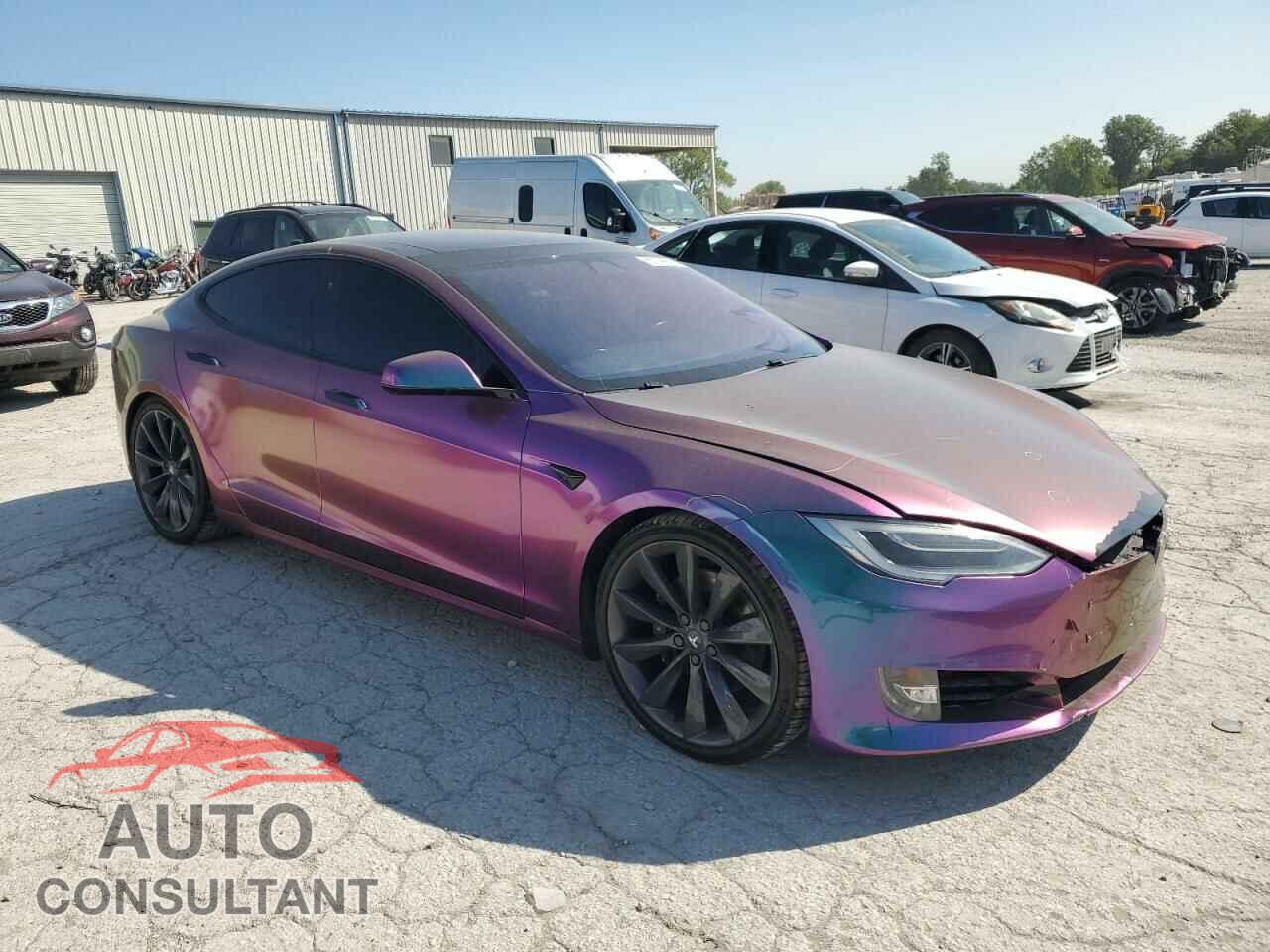 TESLA MODEL S 2017 - 5YJSA1E28HF218173