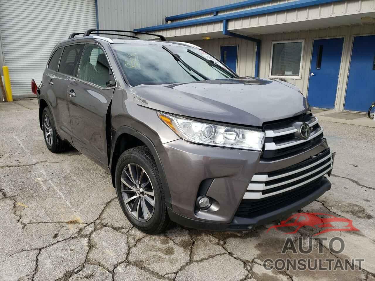 TOYOTA HIGHLANDER 2018 - 5TDJZRFH7JS526121