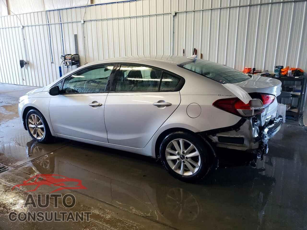 KIA FORTE 2017 - 3KPFL4A74HE082970