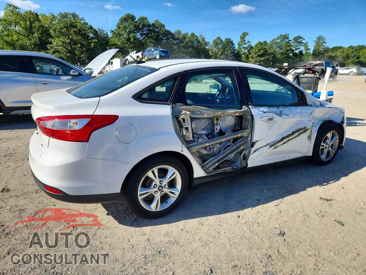 FORD FOCUS 2014 - 1FADP3F25EL136563