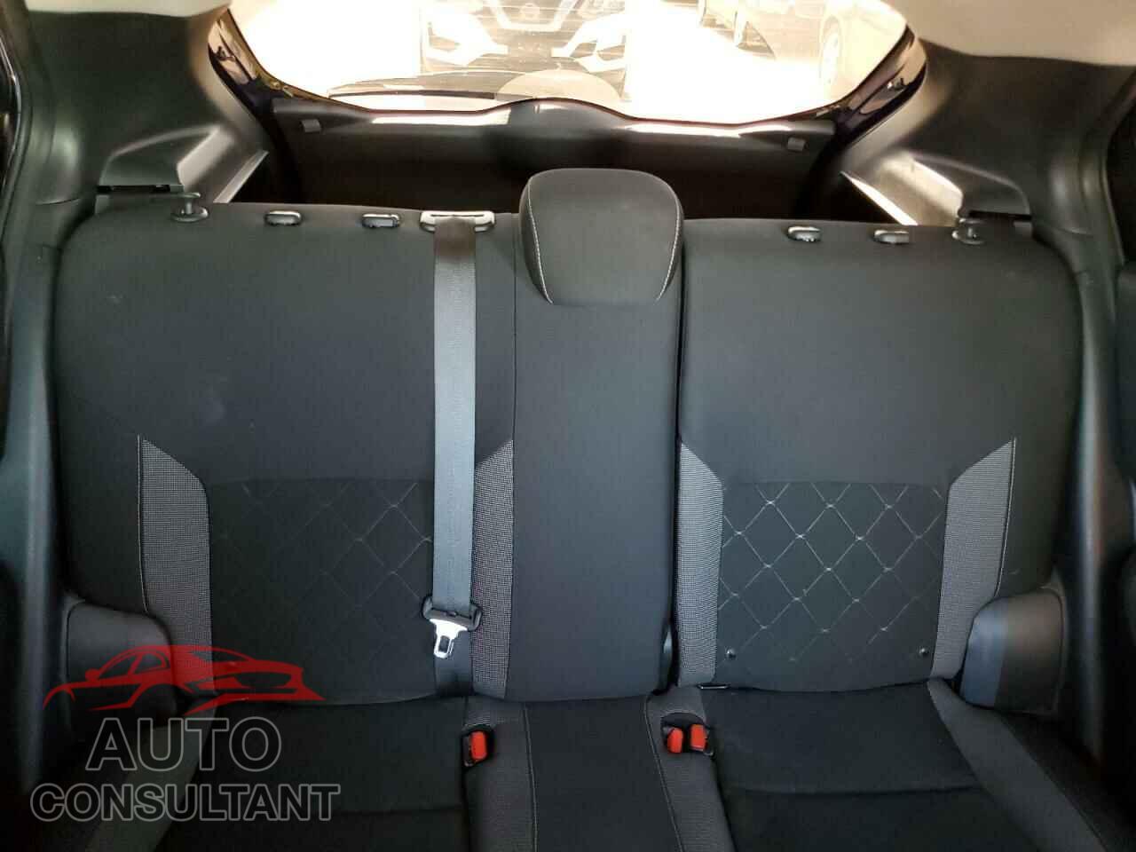 NISSAN KICKS 2019 - 3N1CP5CU3KL504880