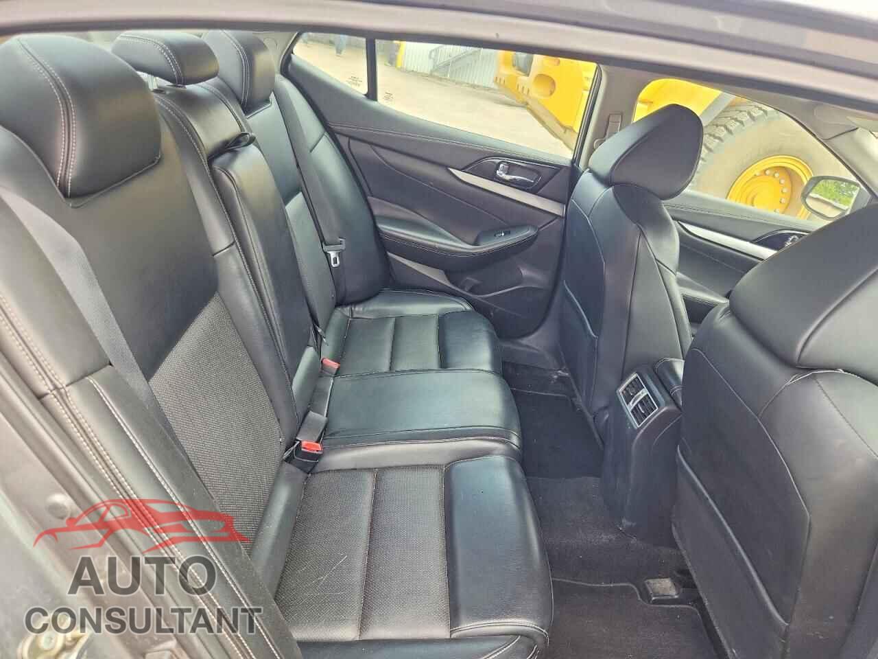 NISSAN MAXIMA 2017 - 1N4AA6AP1HC409799
