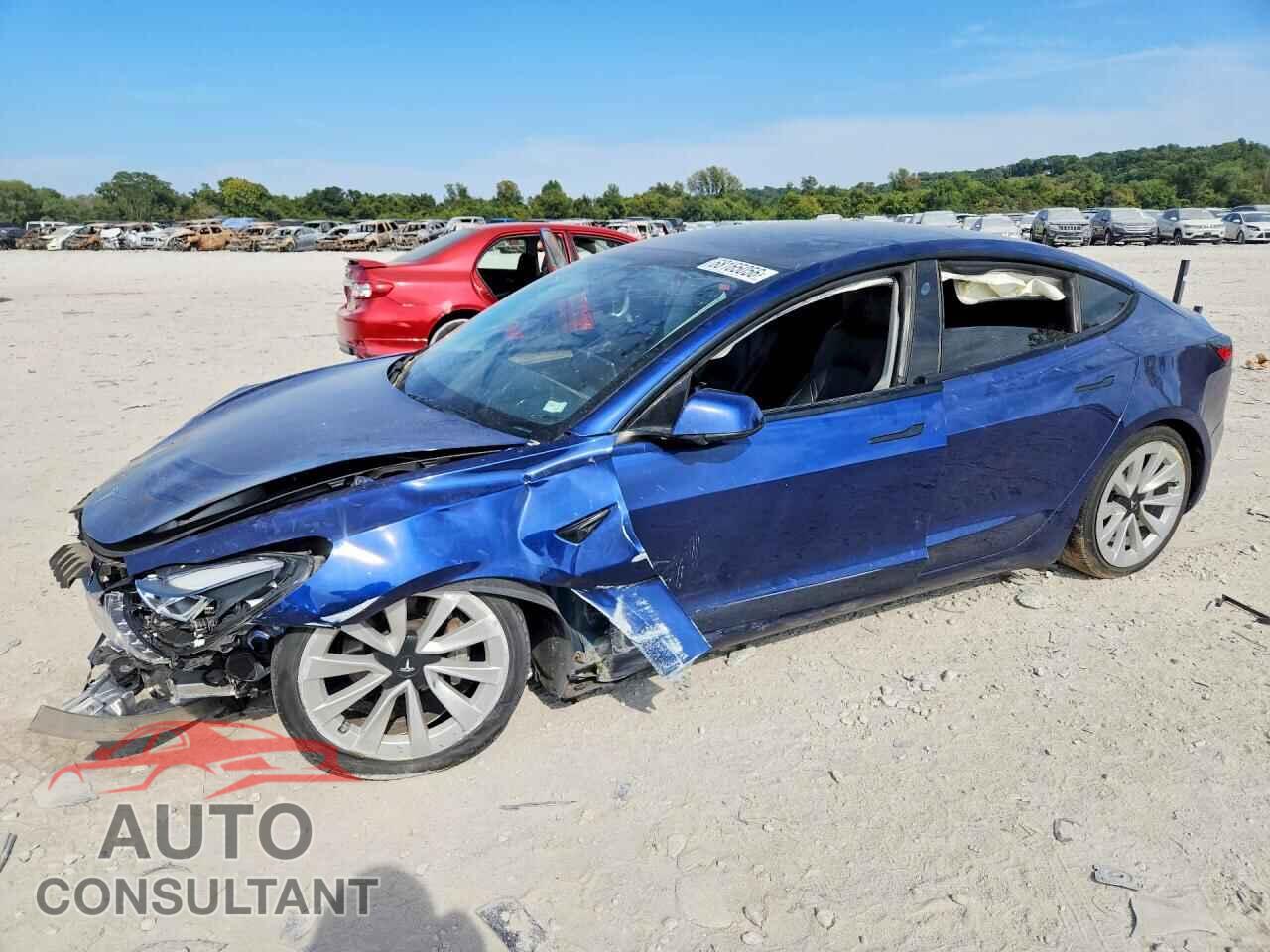 TESLA MODEL 3 2022 - 5YJ3E1EA4NF192103