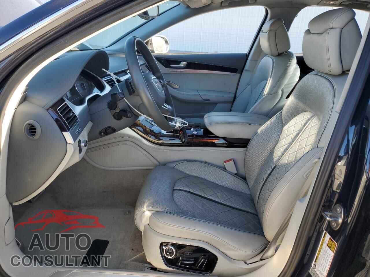 AUDI S8 2013 - WAUD2AFD0DN015678