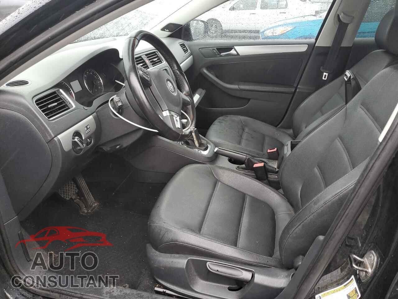 VOLKSWAGEN JETTA 2012 - 3VWLL7AJ8CM369014