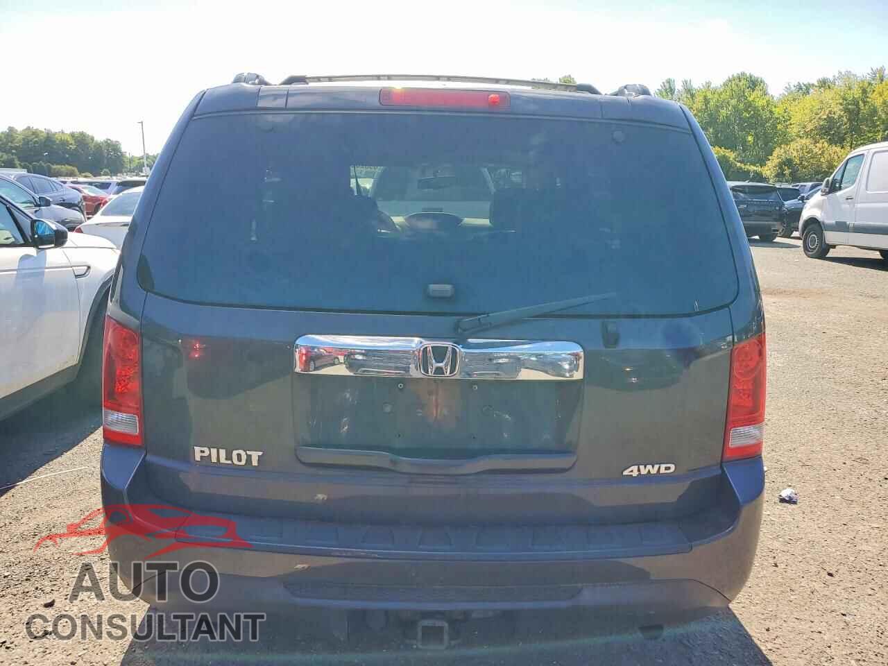 HONDA PILOT 2013 - 5FNYF4H66DB032167