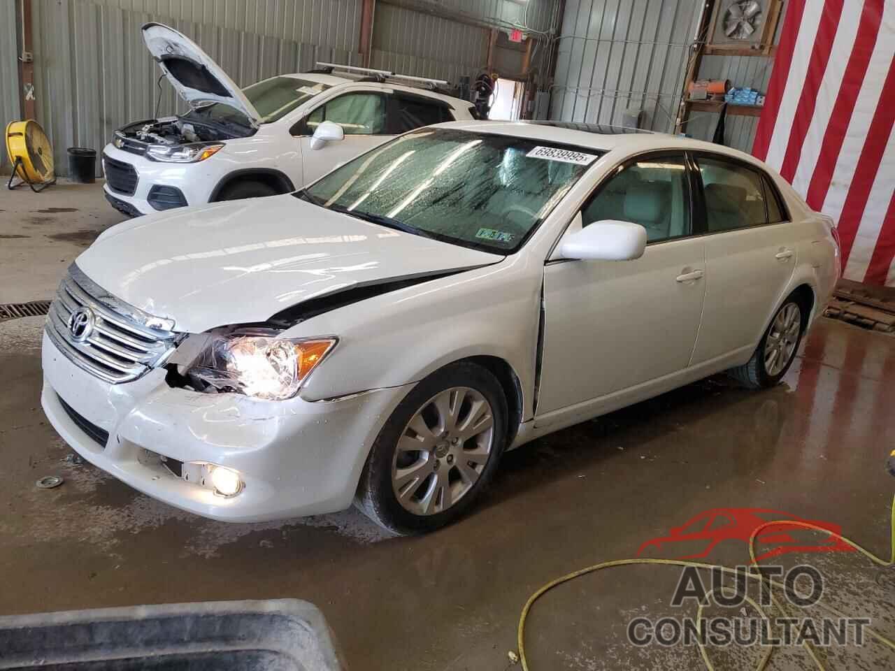 TOYOTA AVALON 2010 - 4T1BK3DB0AU352016