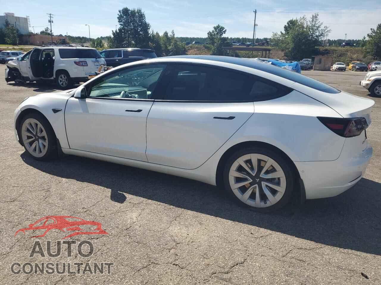 TESLA MODEL 3 2021 - 5YJ3E1EA4MF046752