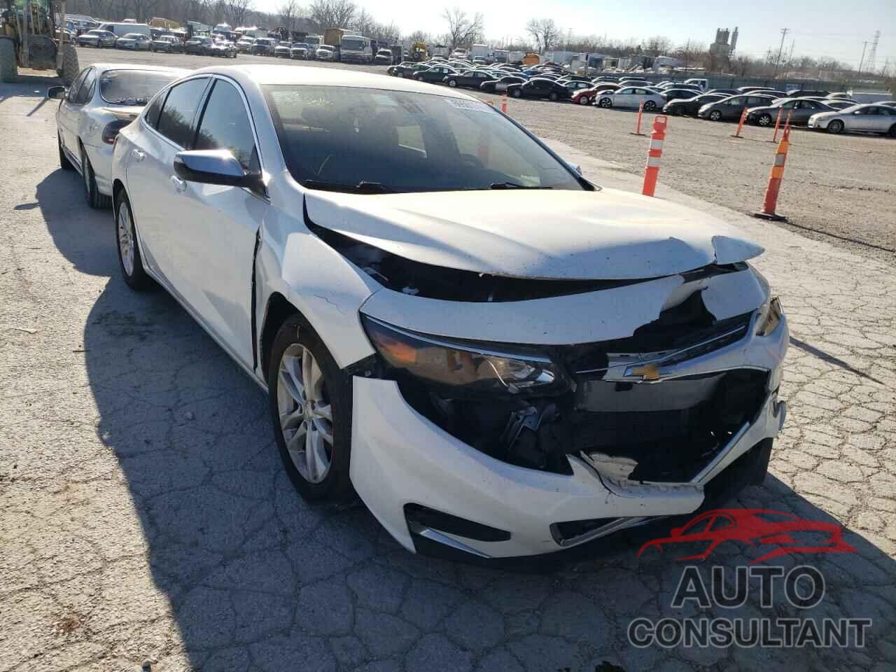 CHEVROLET MALIBU 2017 - 1G1ZE5ST9HF105876