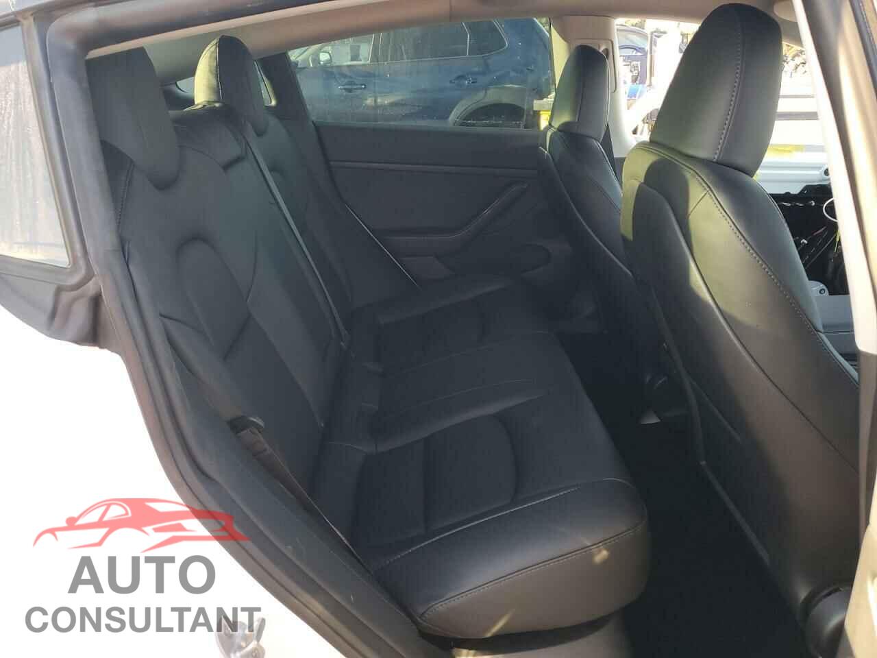 TESLA MODEL 3 2023 - 5YJ3E1EA4PF499676
