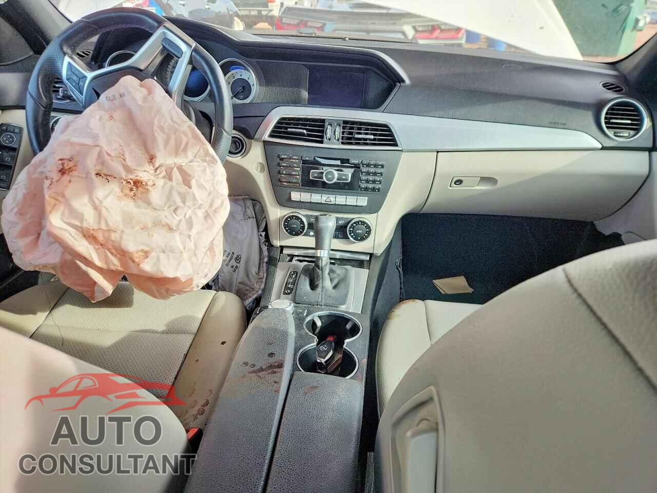 MERCEDES-BENZ C-CLASS 2014 - WDDGF4HB3EA965422