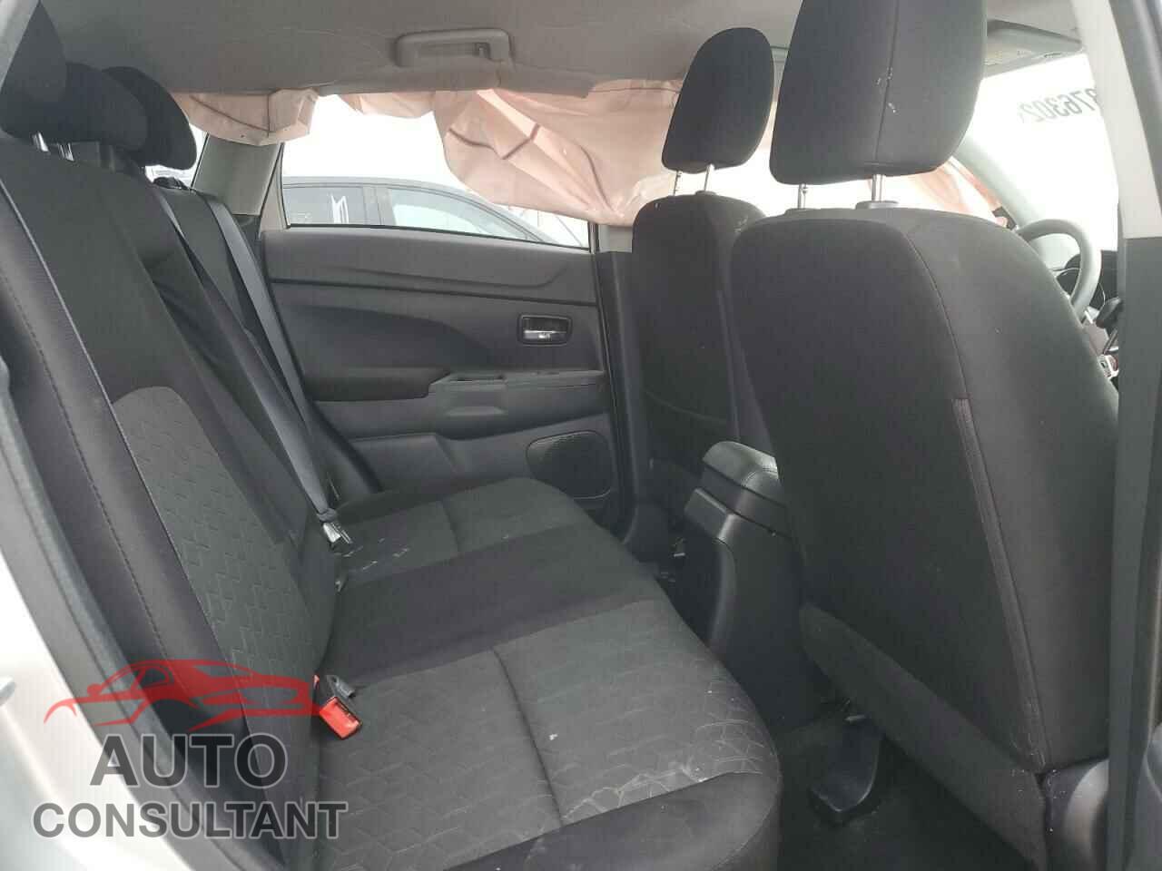 MITSUBISHI OUTLANDER 2020 - JA4AP3AU7LU007795