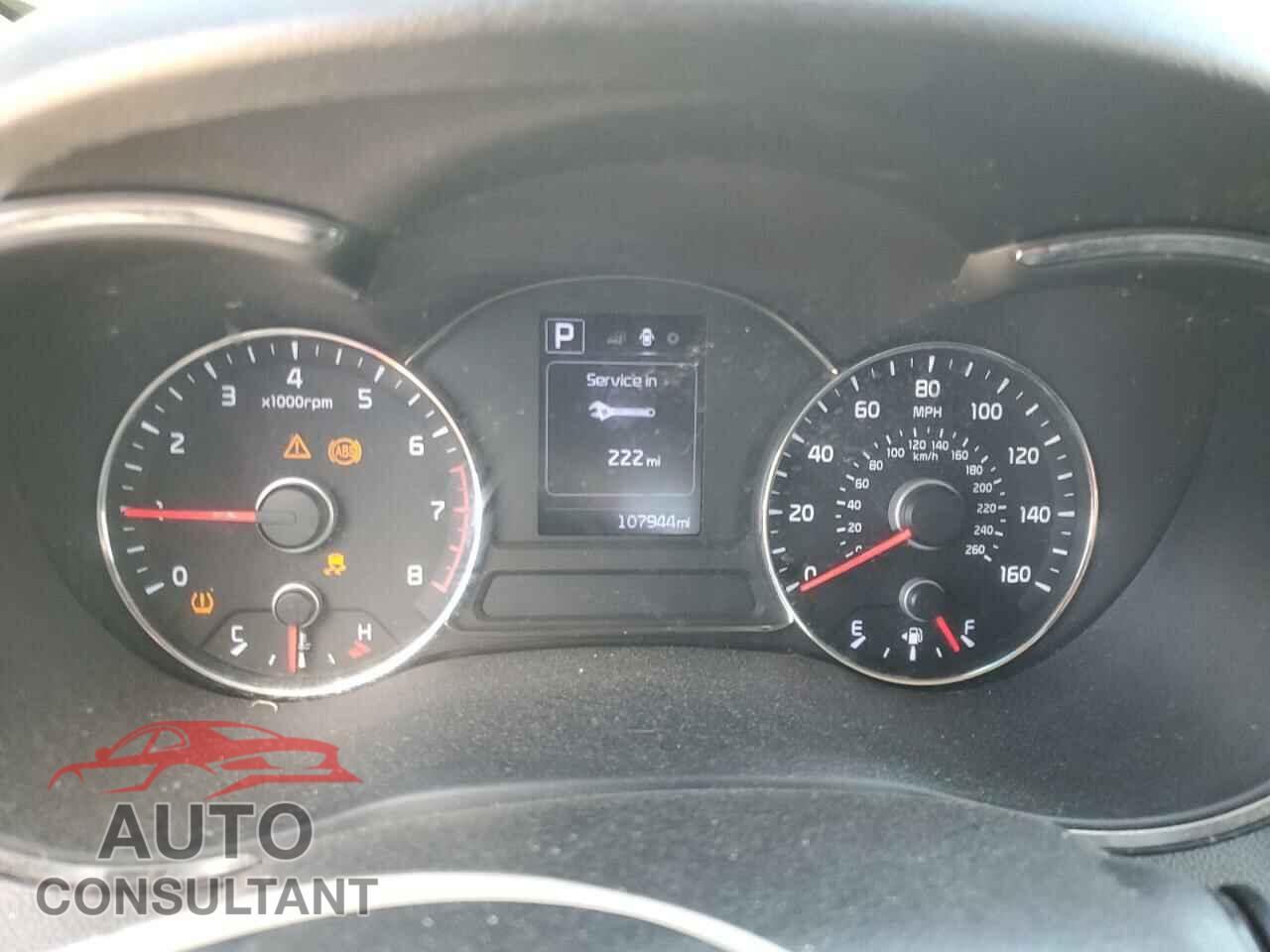 KIA FORTE 2018 - 3KPFK4A74JE284815
