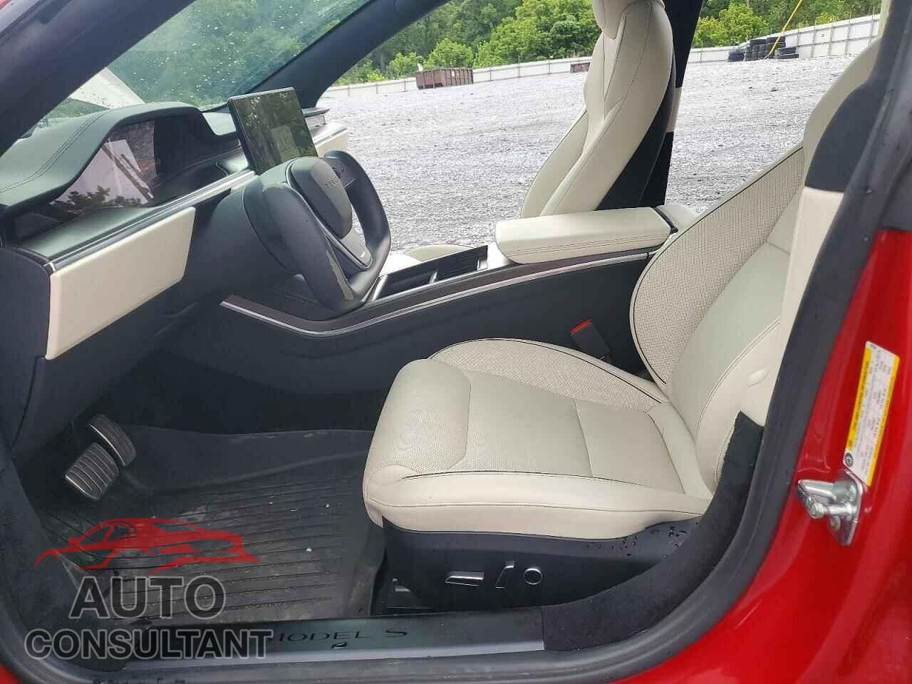 TESLA MODEL S 2022 - 5YJSA1E62NF472248