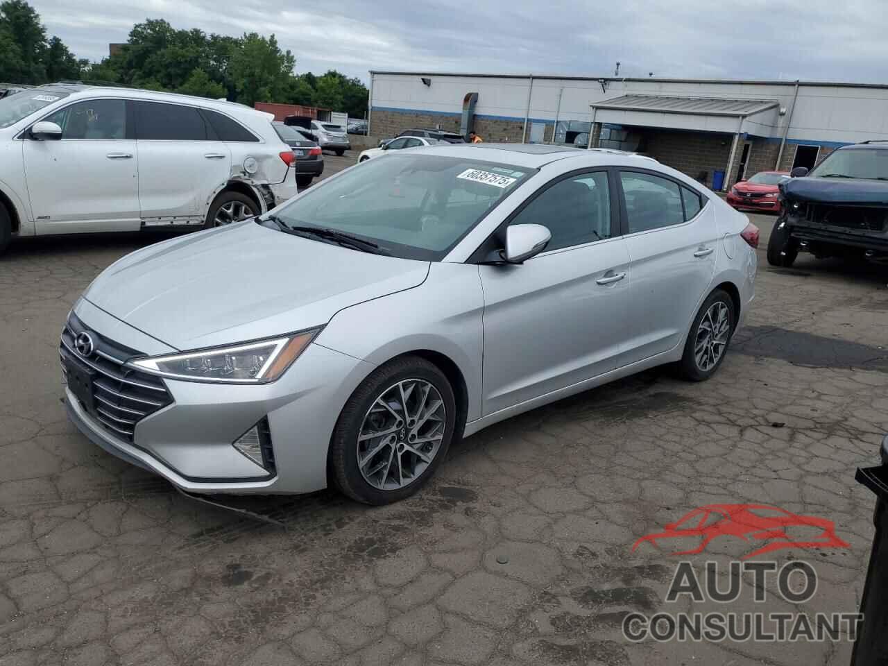 HYUNDAI ELANTRA 2020 - 5NPD84LF5LH505220