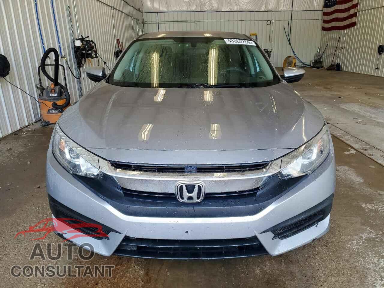 HONDA CIVIC 2017 - 19XFC2F58HE038322