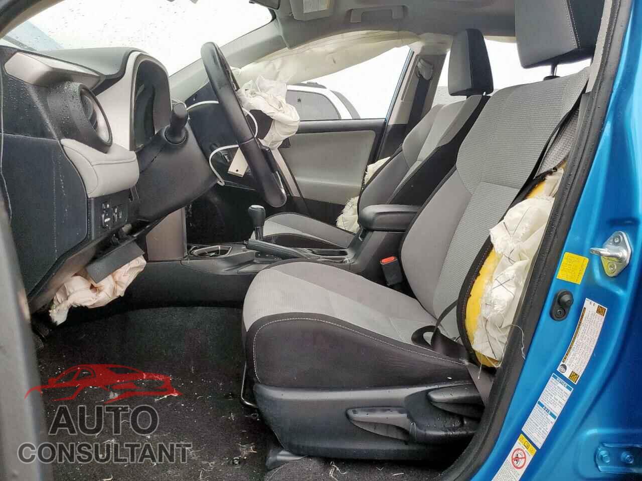 TOYOTA RAV4 2017 - JTMRJREVXHD072017