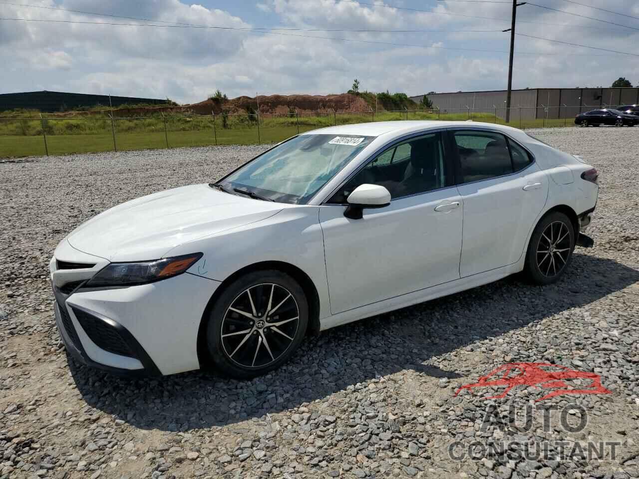 TOYOTA CAMRY 2021 - 4T1G11AK3MU411534