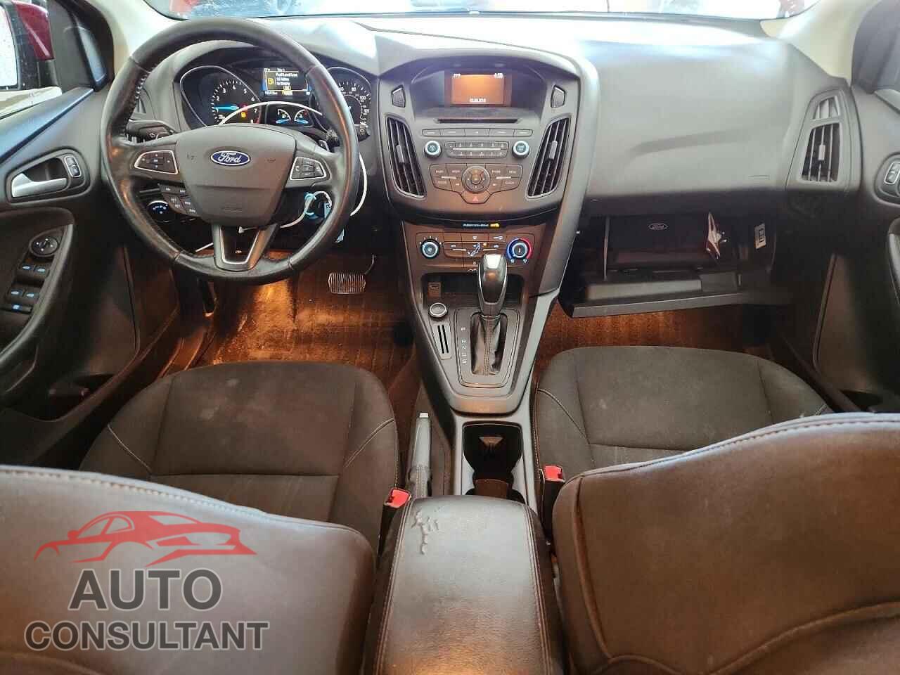 FORD FOCUS 2016 - 1FADP3K27GL243848