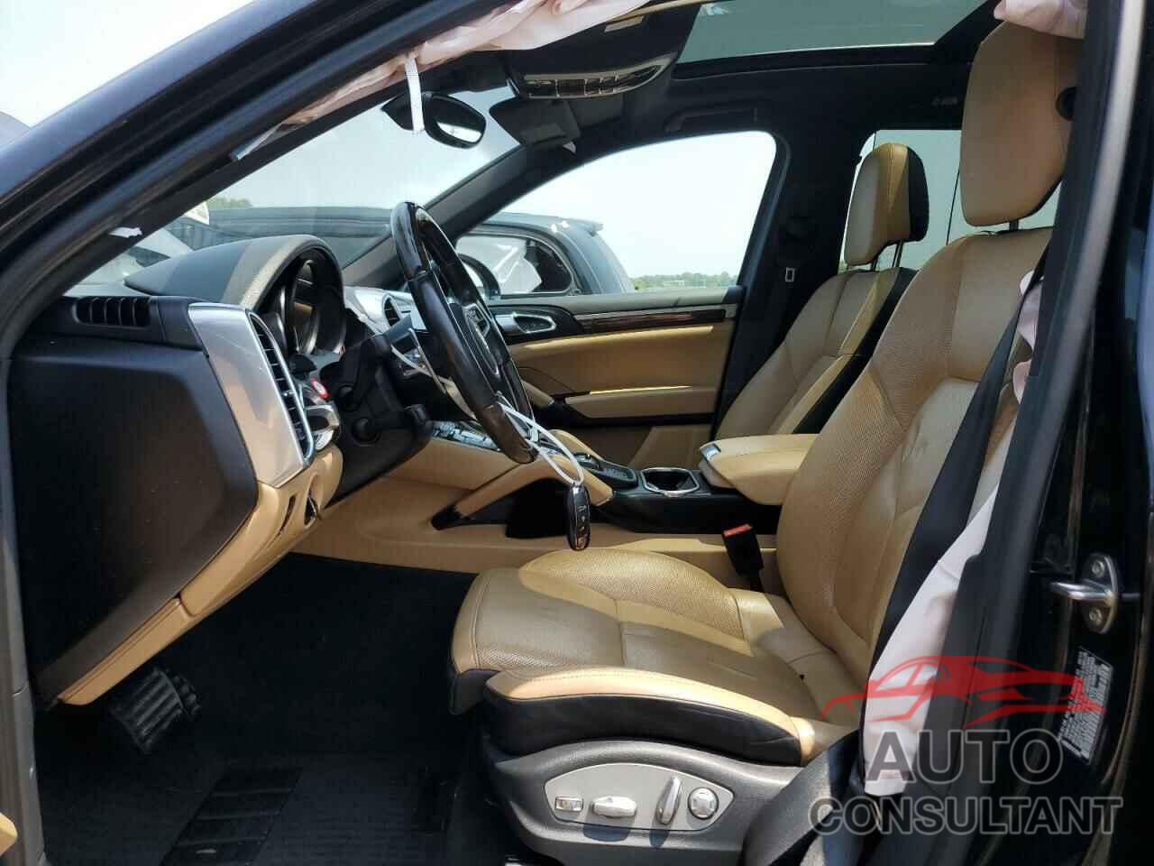PORSCHE CAYENNE 2016 - WP1AA2A28GLA06715