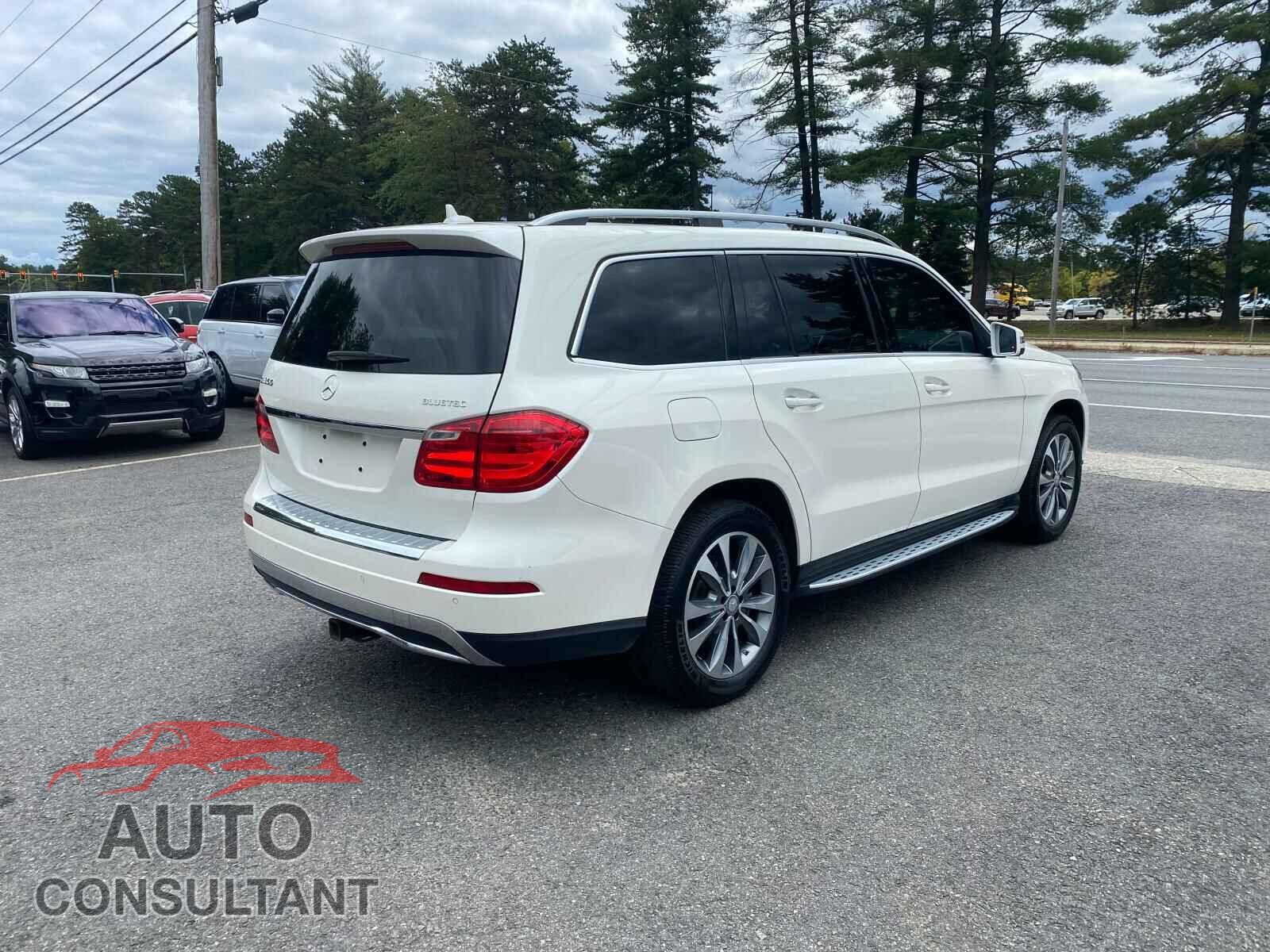 MERCEDES-BENZ GL-CLASS 2016 - 4JGDF2EE0GA670552