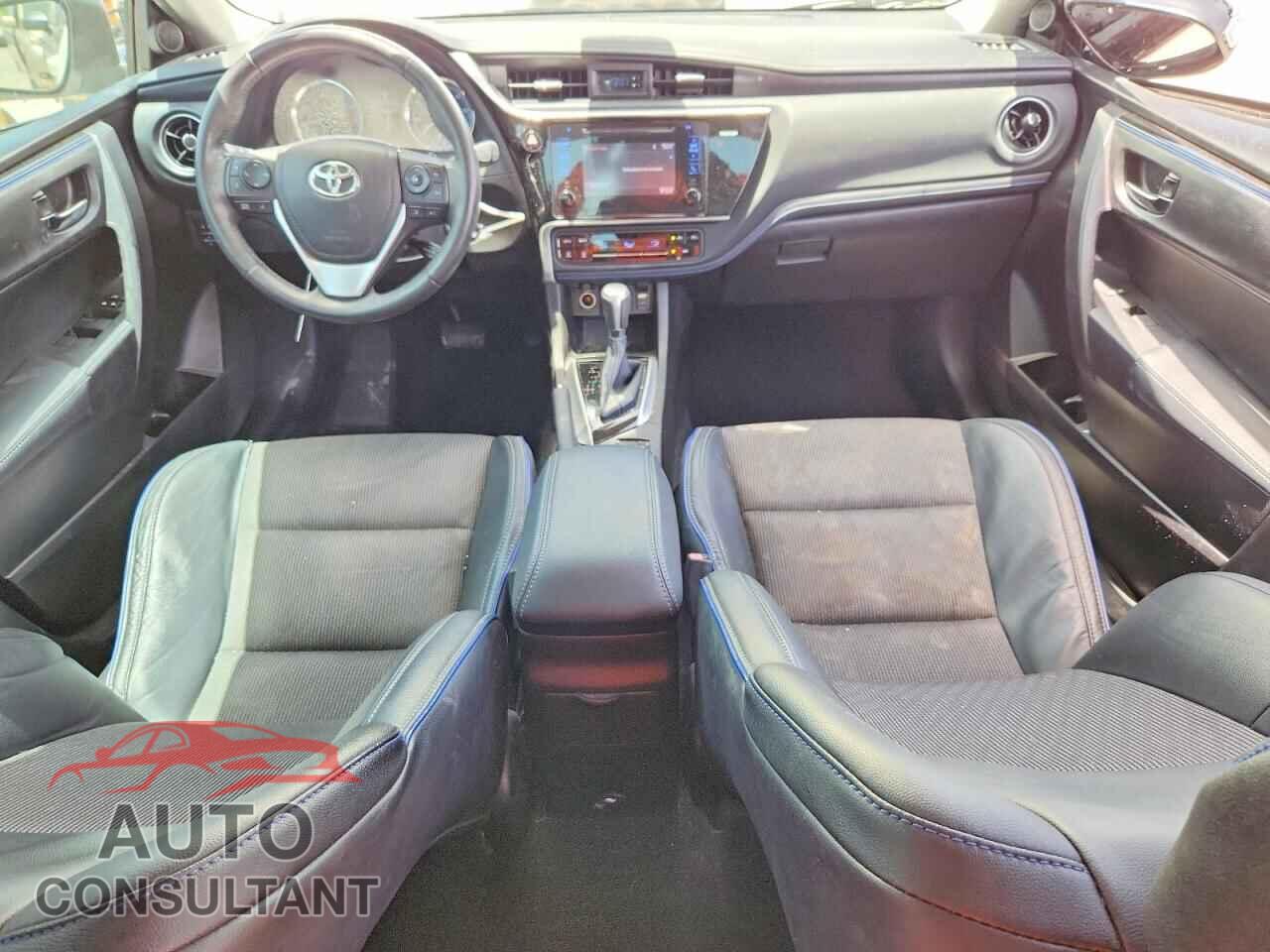 TOYOTA COROLLA 2017 - 5YFBURHE2HP695522