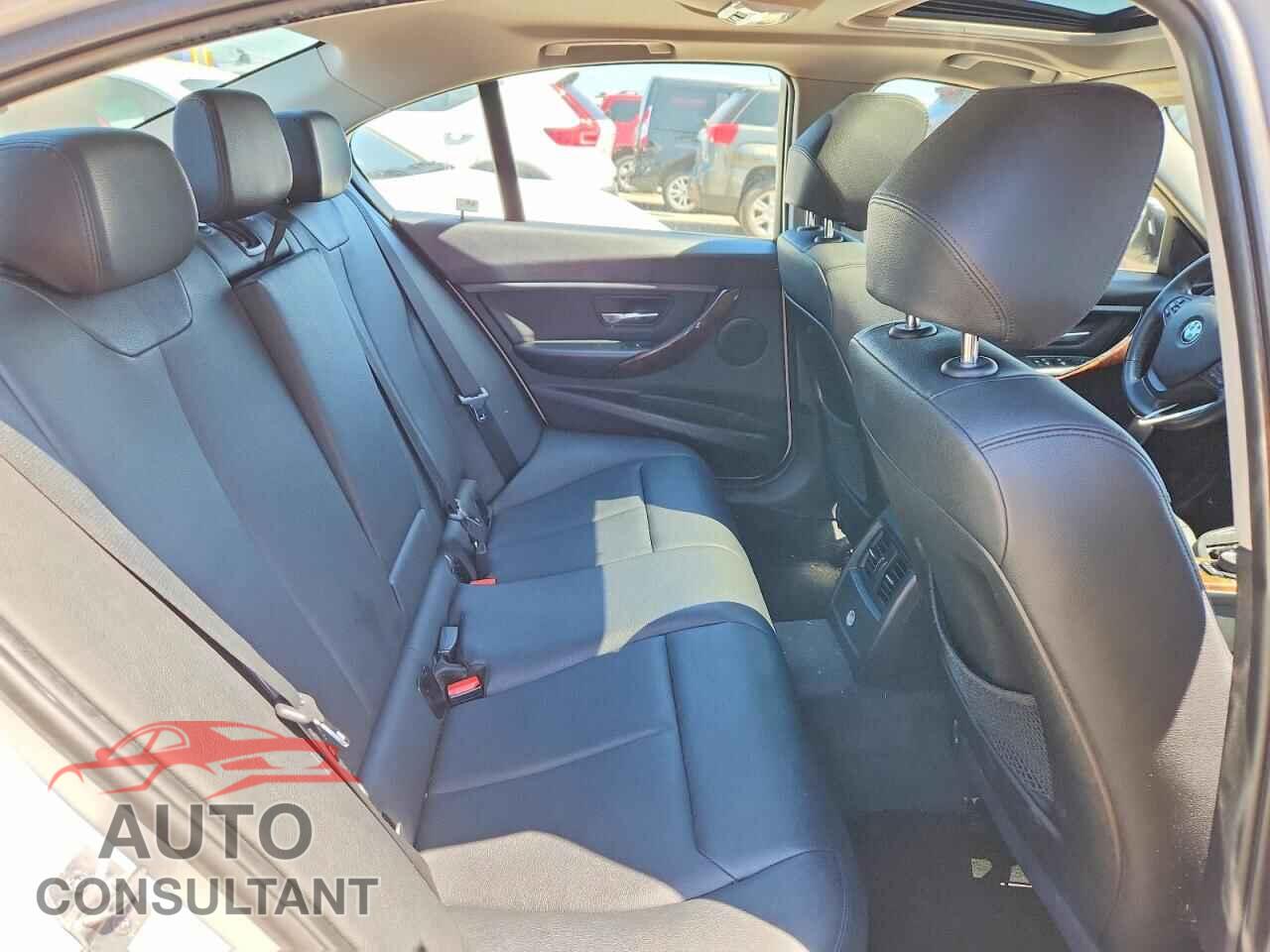 BMW 3 SERIES 2013 - WBA3B5C55DF590871