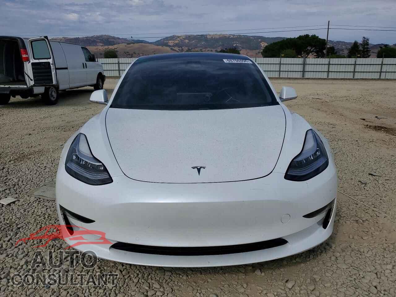 TESLA MODEL 3 2020 - 5YJ3E1EC3LF623867