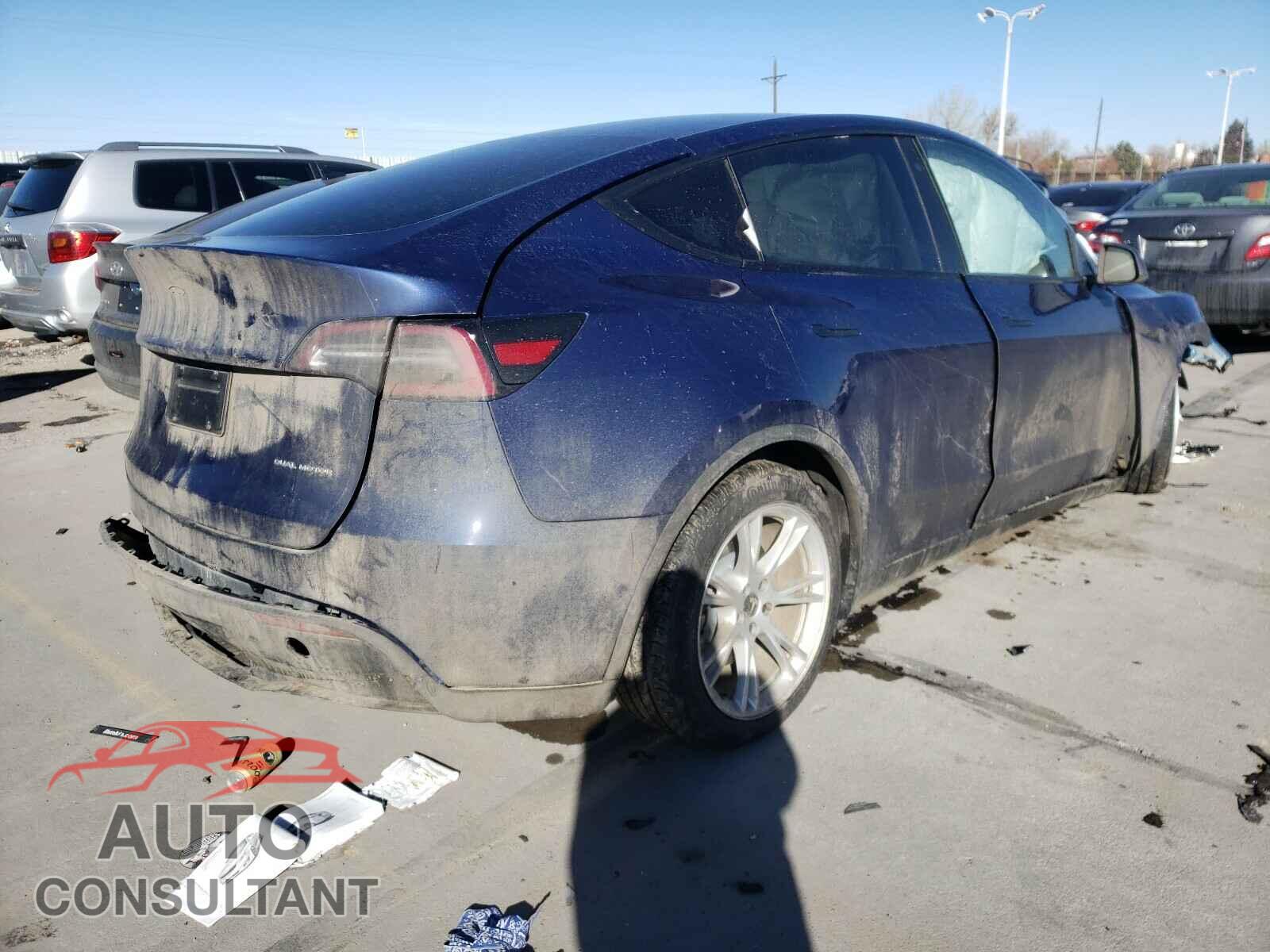 TESLA MODEL Y 2020 - 5YJYGDEE3LF013423