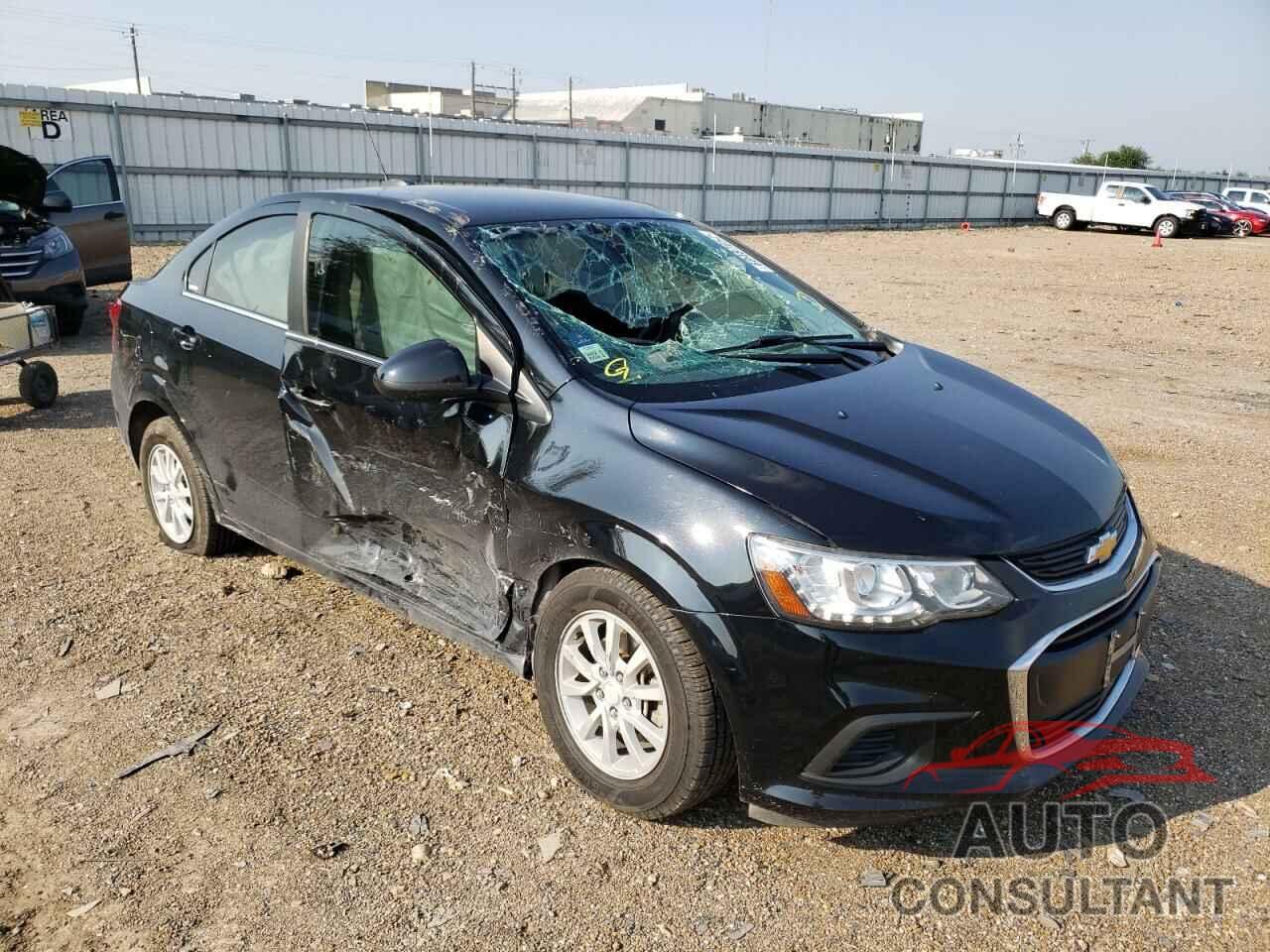 CHEVROLET SONIC 2017 - 1G1JD5SHXH4125884