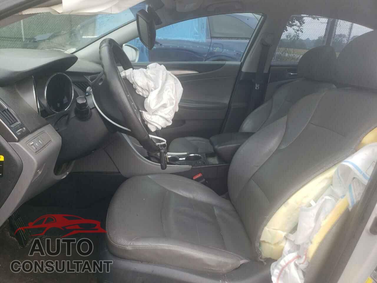 HYUNDAI SONATA 2012 - KMHEC4A43CA047426