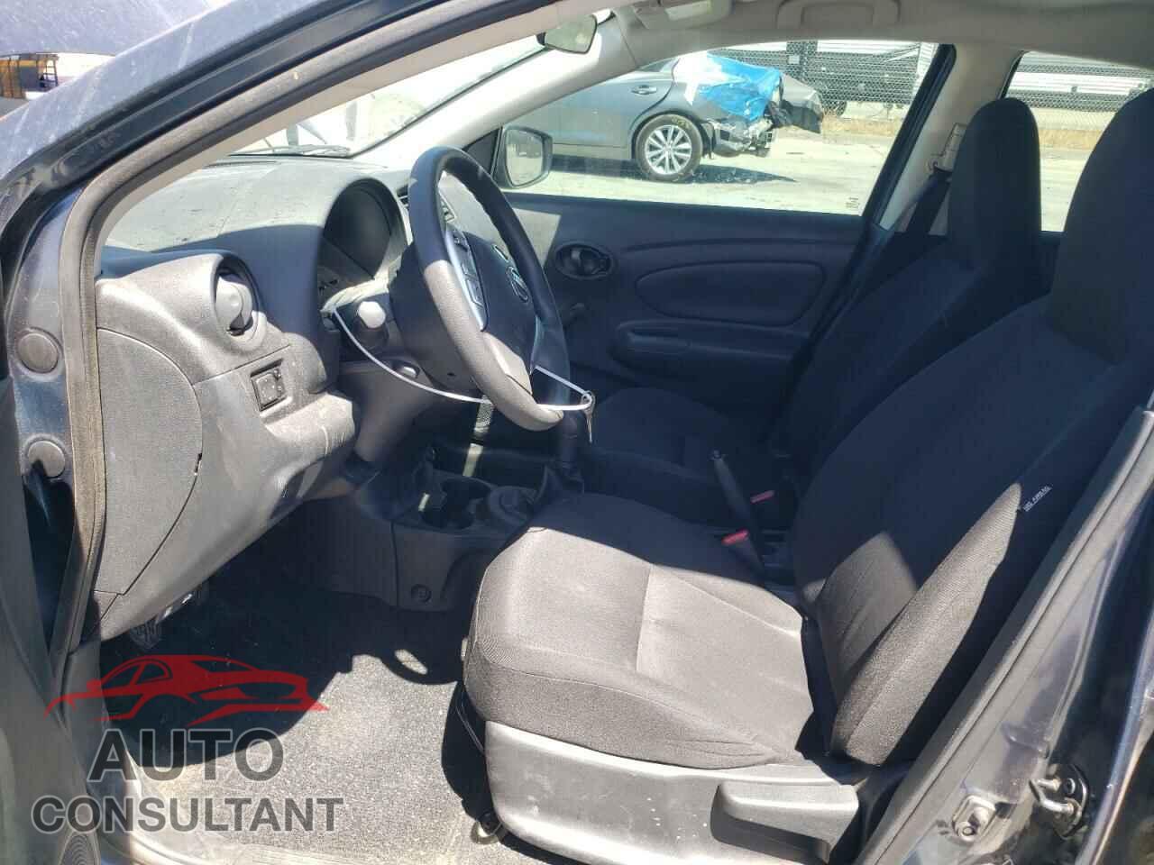 NISSAN VERSA 2017 - 3N1CN7AP3HL846370