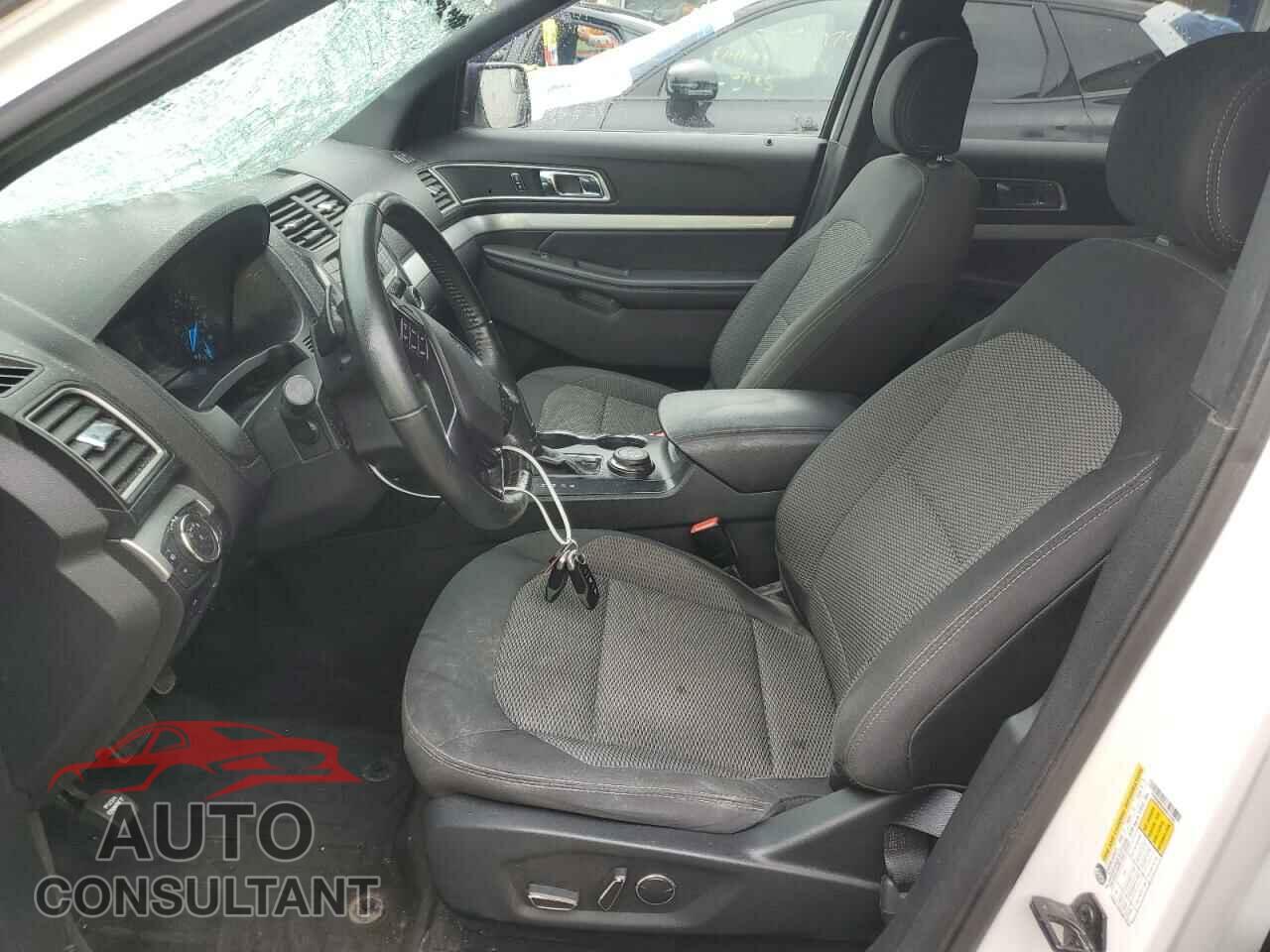 FORD EXPLORER 2017 - 1FM5K8D8XHGC74397