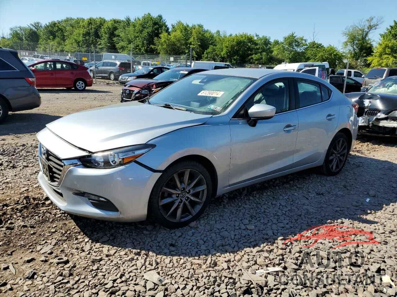 MAZDA 3 2018 - 3MZBN1V33JM181075