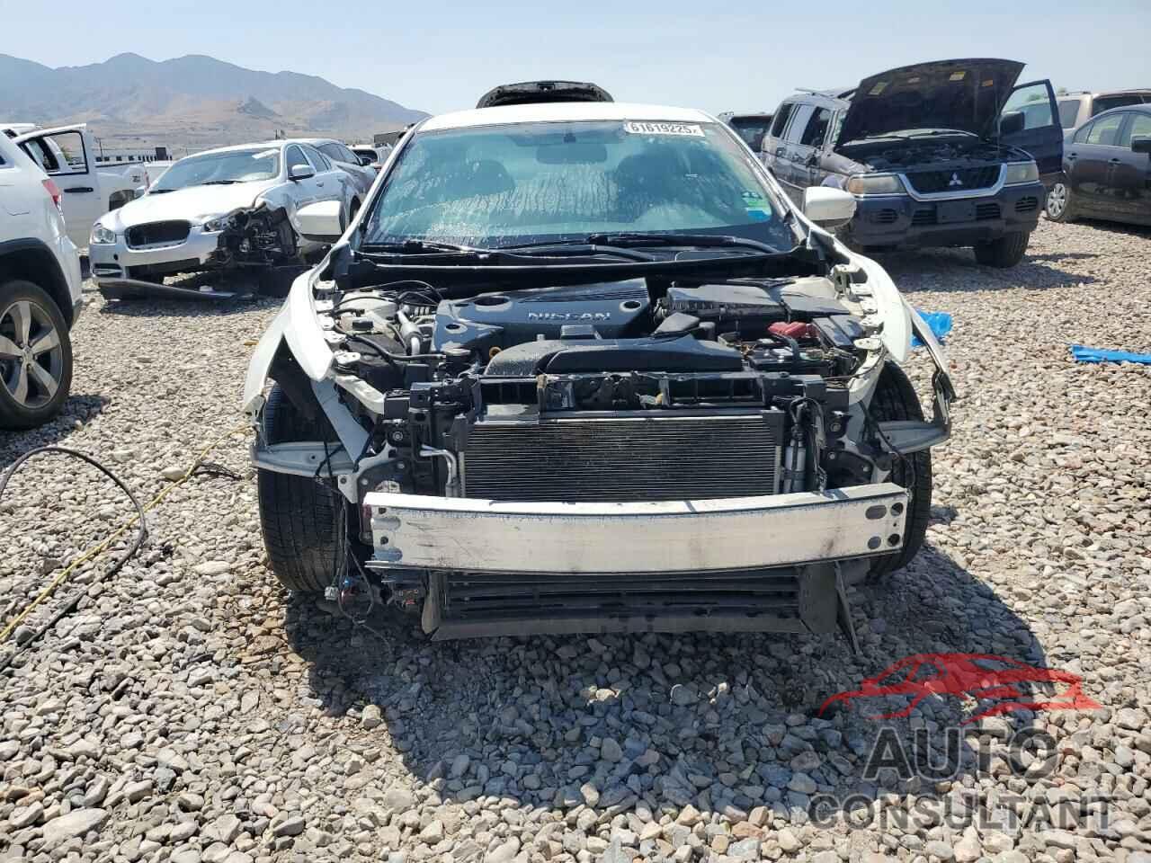 NISSAN ALTIMA 2018 - 1N4AL3AP7JC247255