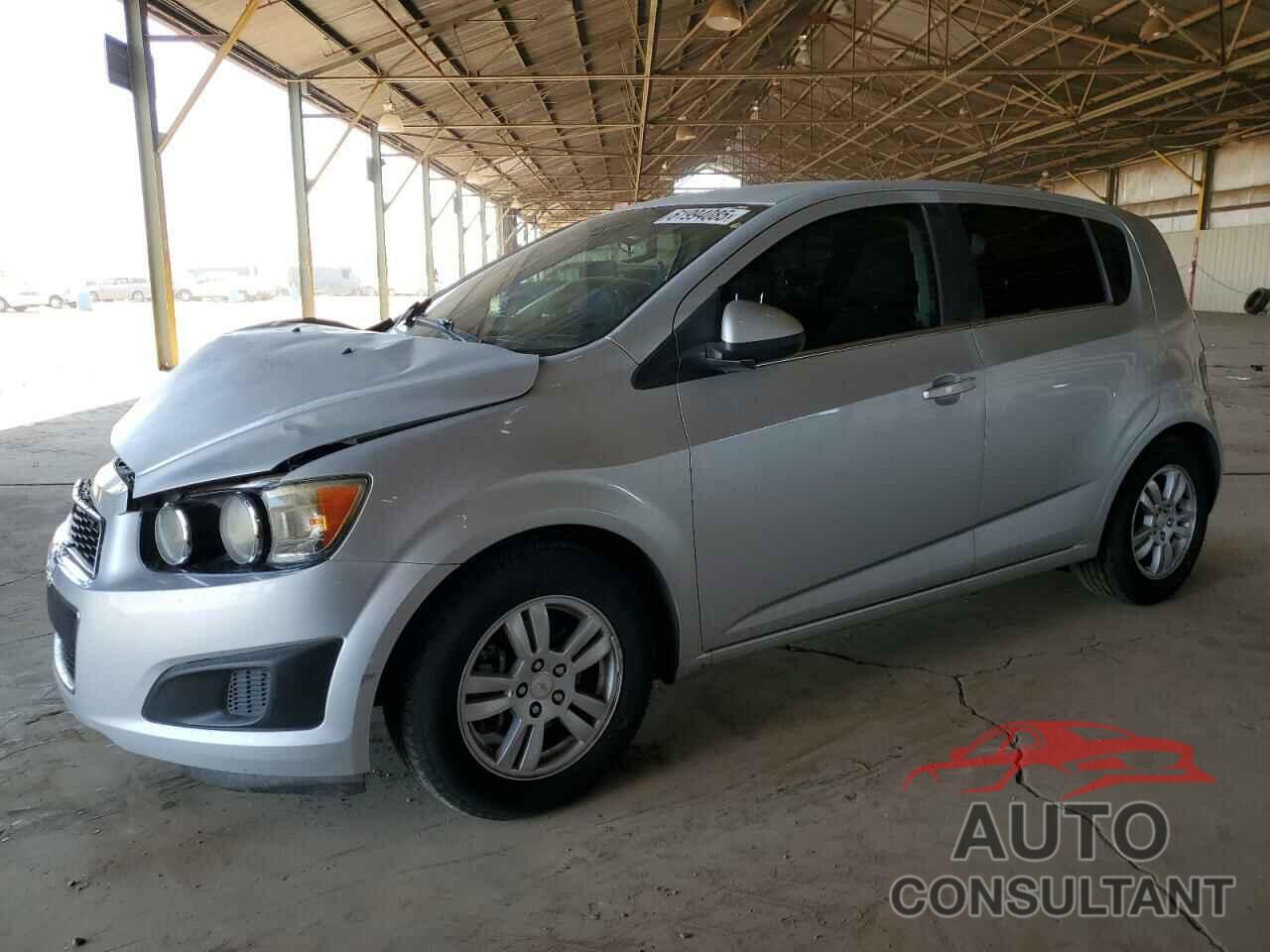 CHEVROLET SONIC 2013 - 1G1JC6SH2D4140270