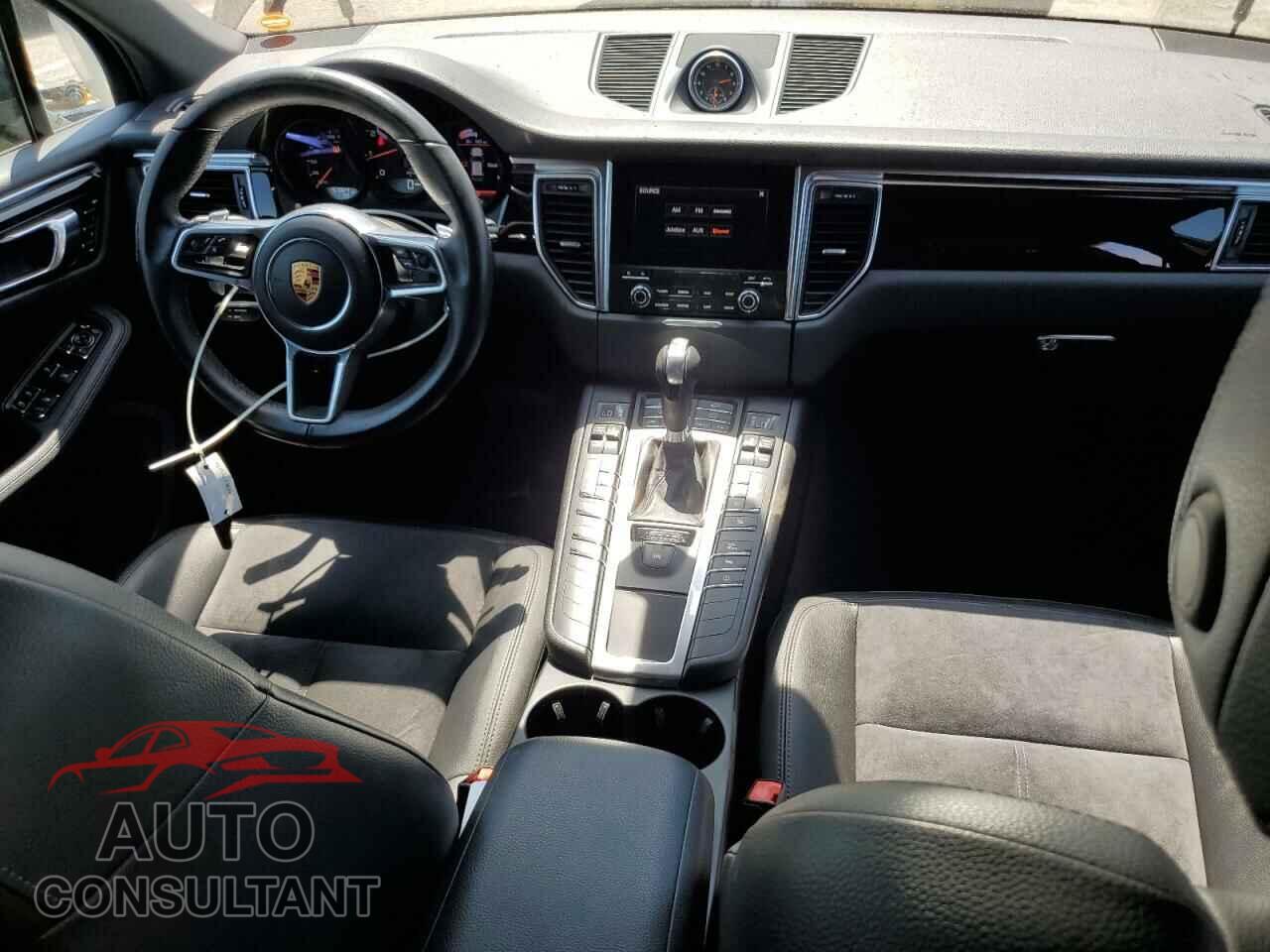 PORSCHE MACAN 2018 - WP1AA2A5XJLB21477