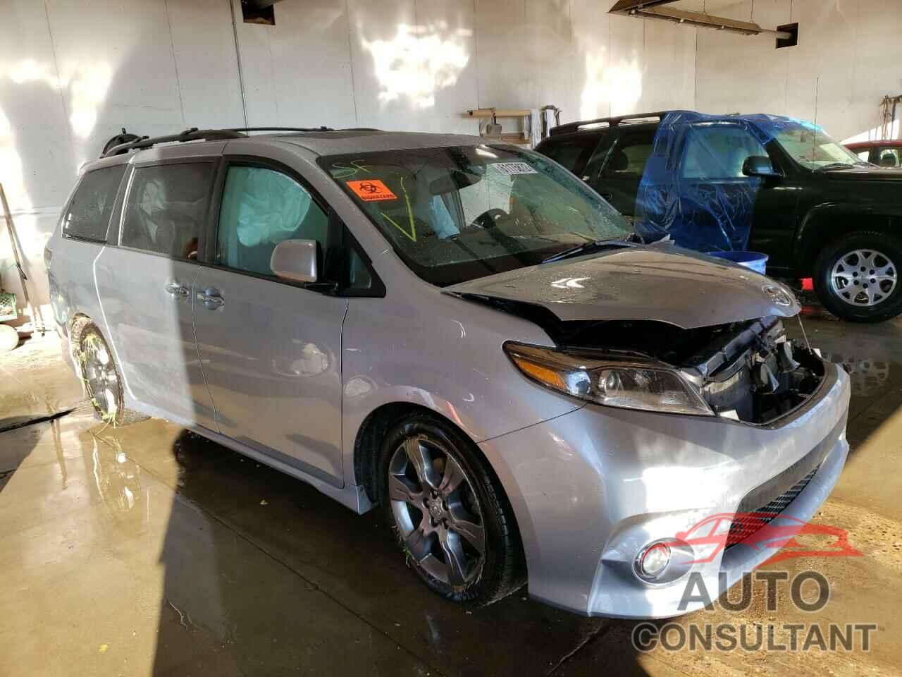 TOYOTA SIENNA 2016 - 5TDXK3DC6GS757829