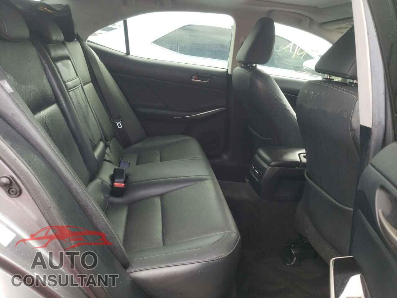 LEXUS IS 2017 - JTHBA1D26H5052771