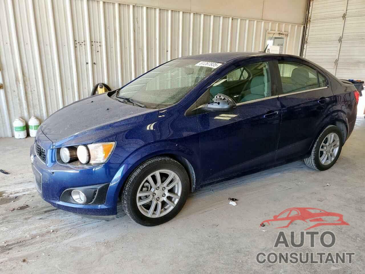 CHEVROLET SONIC 2013 - 1G1JC5SH0D4235873