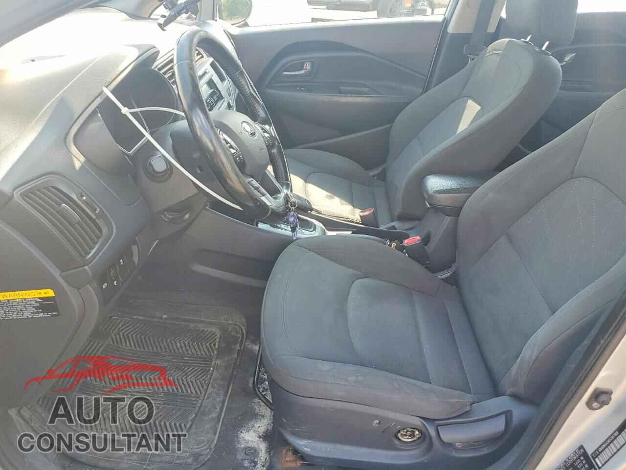 KIA RIO 2014 - KNADN4A34E6367908