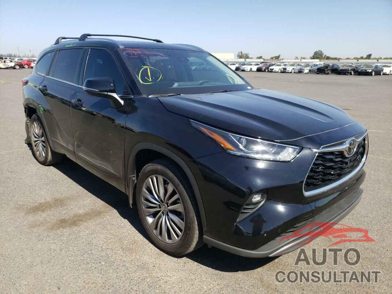 TOYOTA HIGHLANDER 2022 - 5TDFZRBH7NS210879