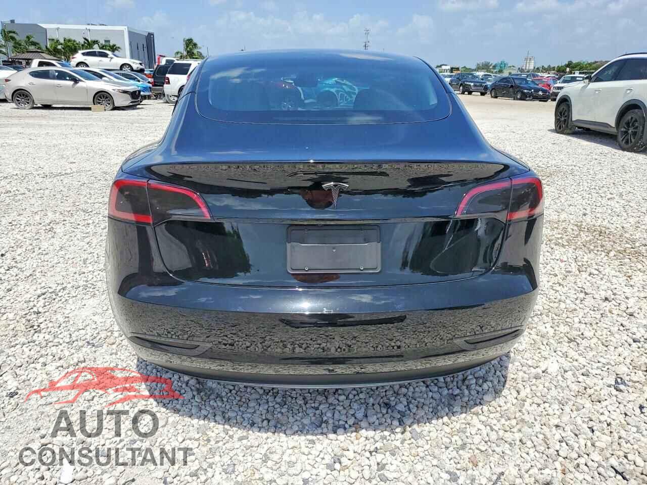 TESLA MODEL 3 2023 - 5YJ3E1EA3PF461758