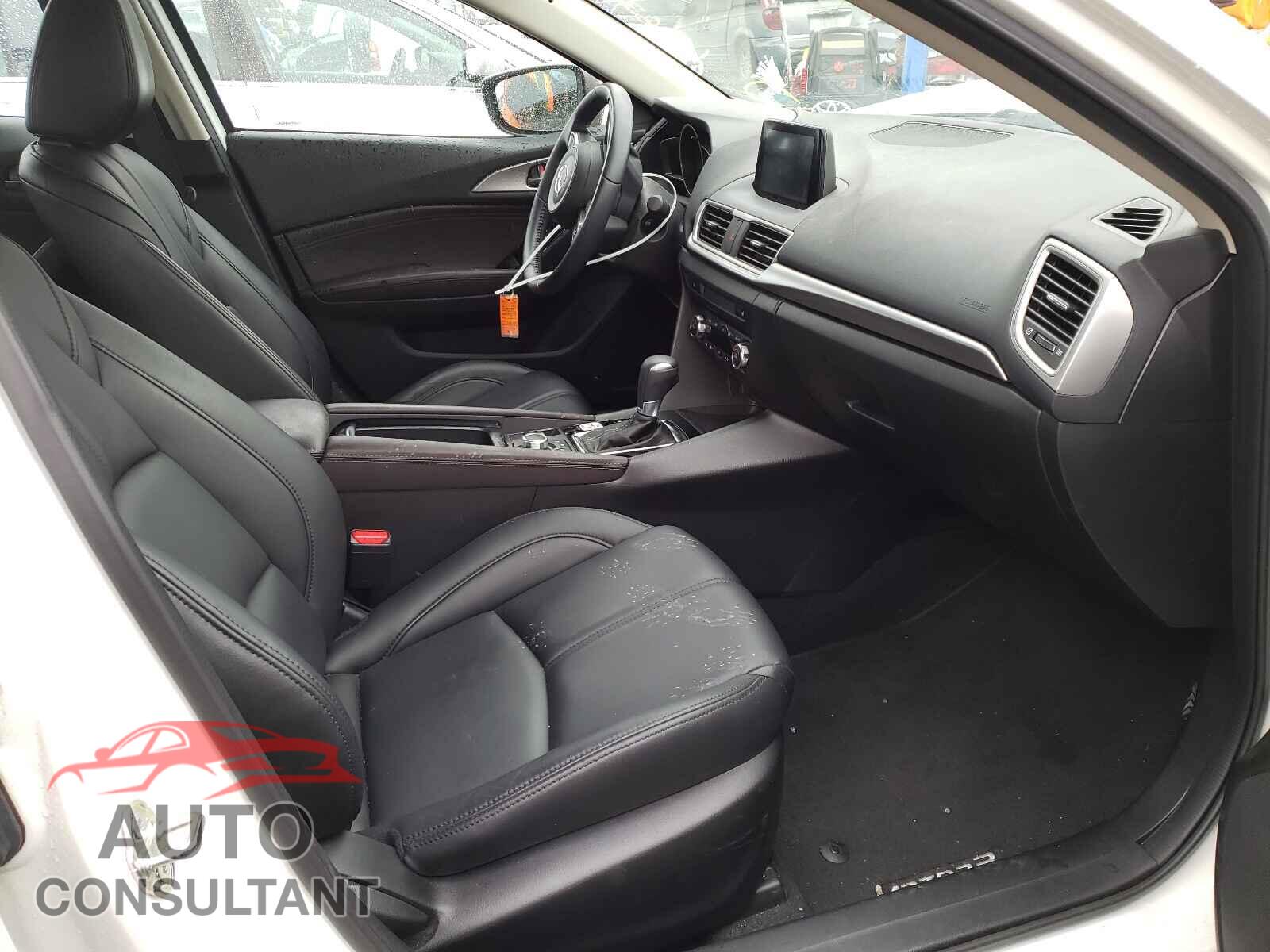 MAZDA 3 2017 - JM1BN1V7XH1140682