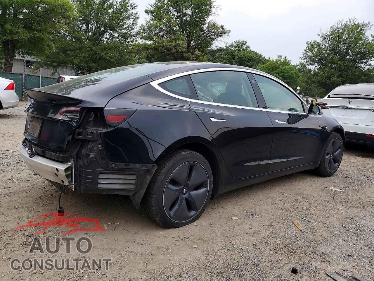 TESLA MODEL 3 2019 - 5YJ3E1EAXKF399235