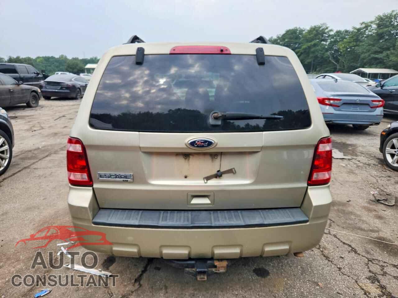 FORD ESCAPE 2010 - 1FMCU0D71AKD25864