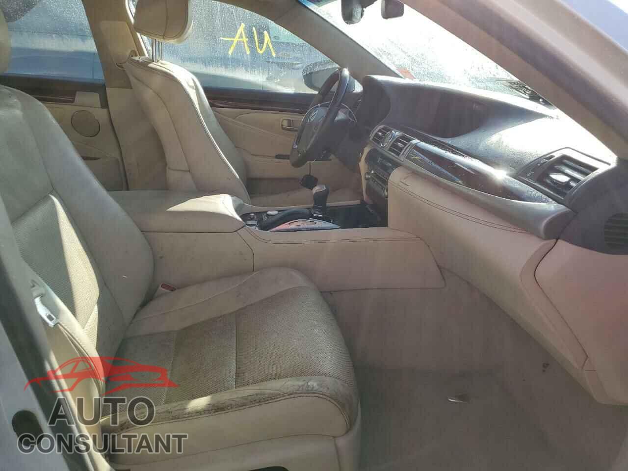 LEXUS LS460 2017 - JTHBL5EF1H5145085